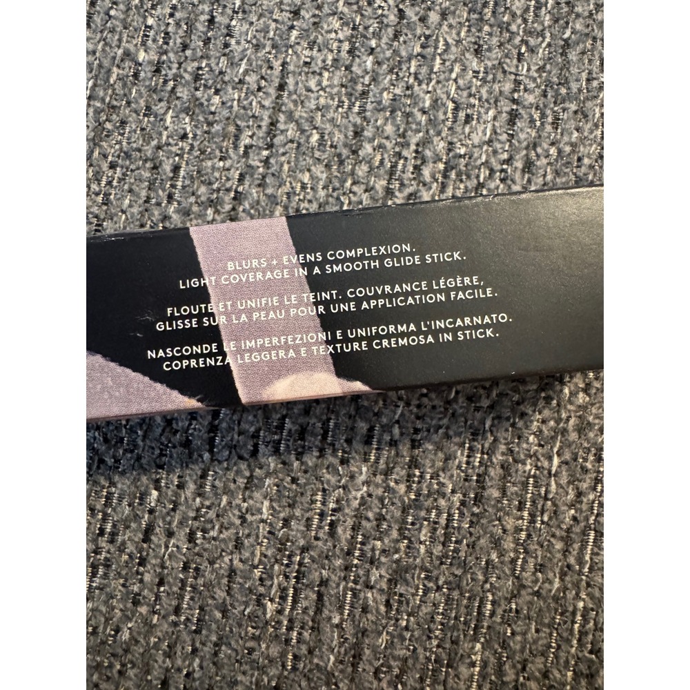 Fenty Beauty Eaze Drop Blur Smooth Tint Stick Foundation Shade 12 - Picture 3 of 4